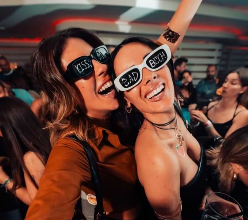Público en el tardeo El Paripé de Pacha Barcelona